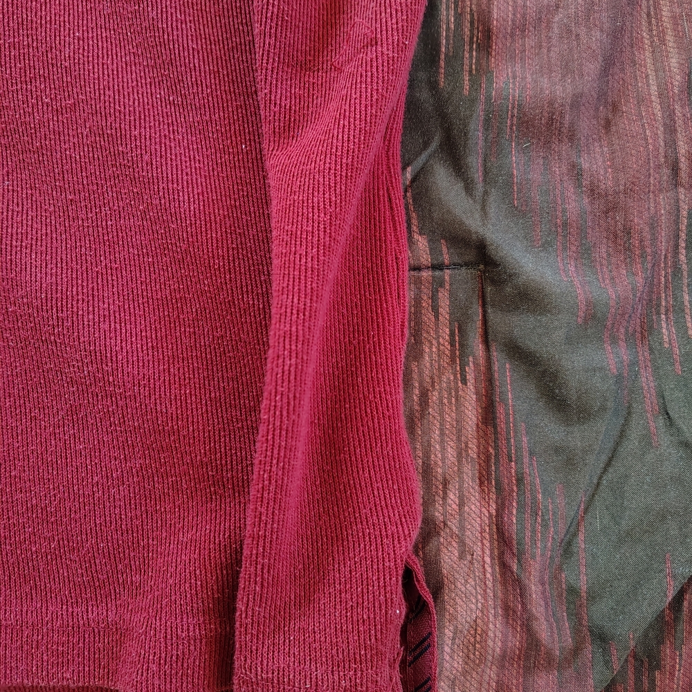 Arrow Men's V-Neck Sweater in Red with Black Stripe - Picture 3 of 4